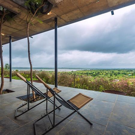 Saffronstays Zen, Igatpuri - Lake-View Villa With Indoor And Outdoor Games Extérieur photo